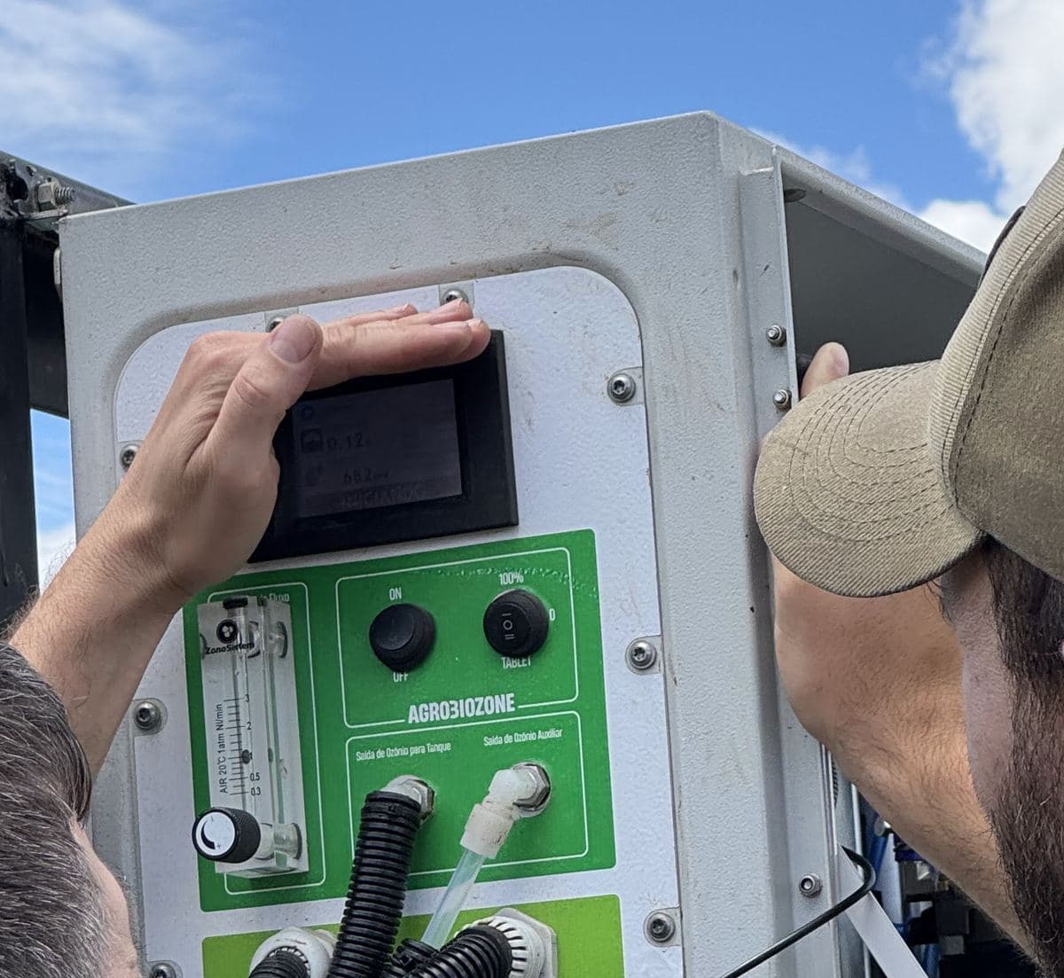 Painel de controle Agrobiozone com ajuste de dose e fluxo de ozônio